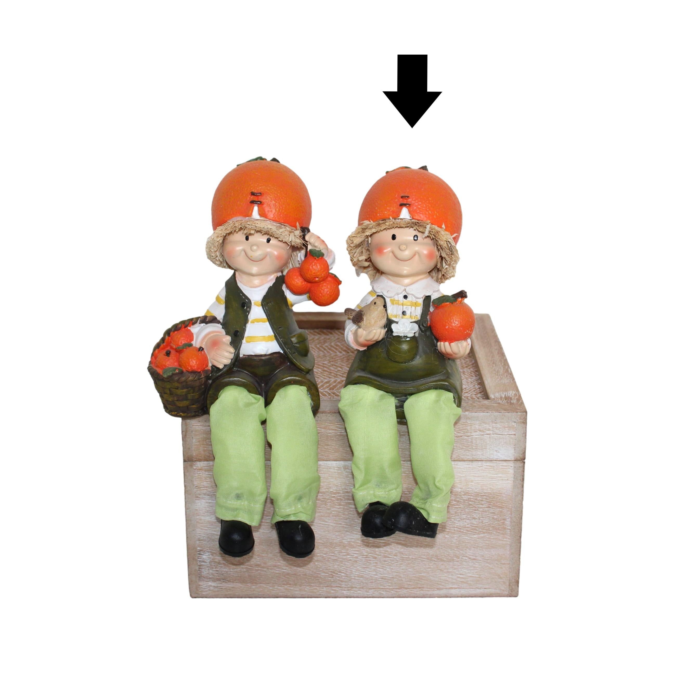 MENINO LARANJAS 16CM