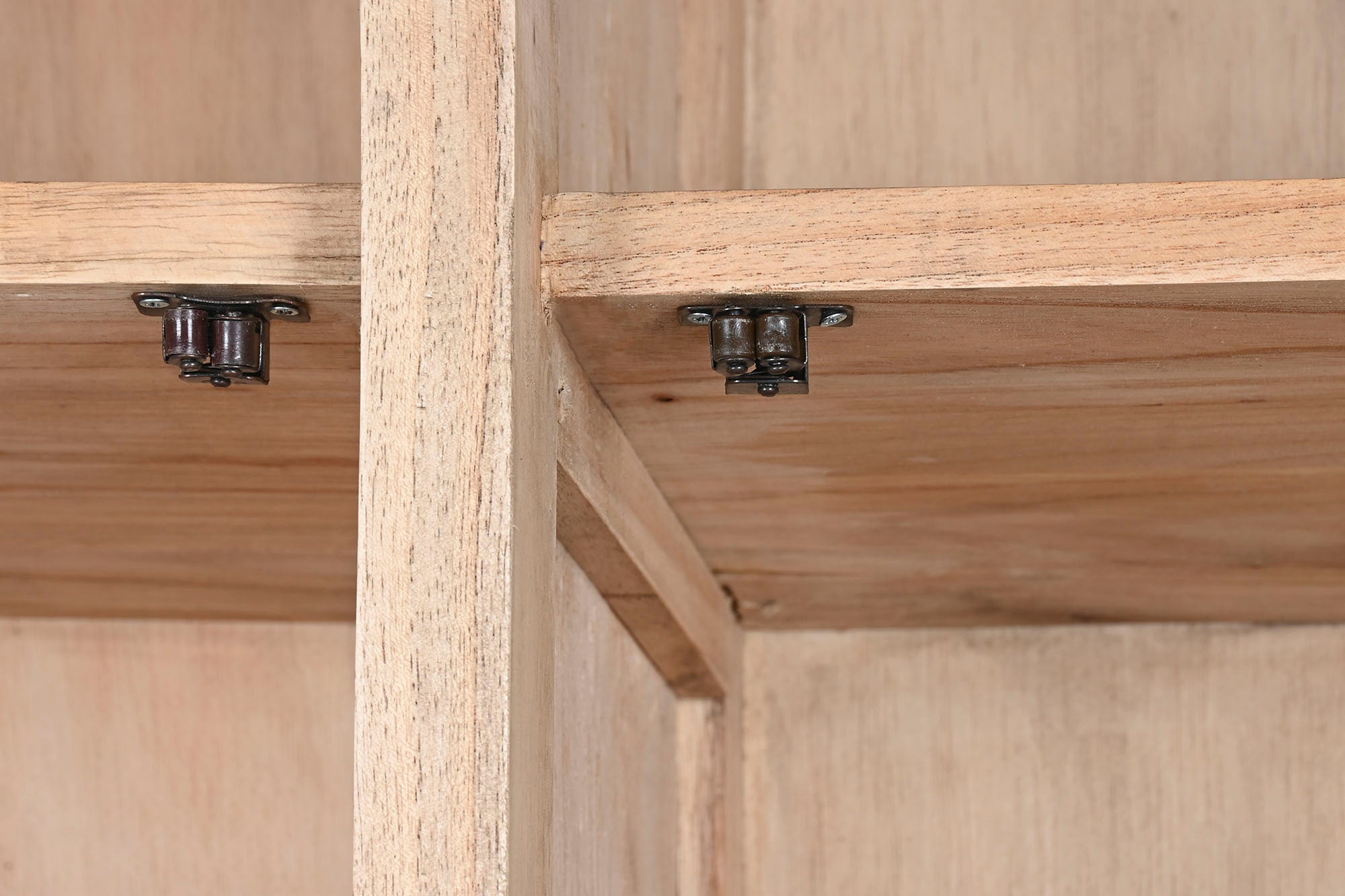 MÓVEL C/ VIDRO 100X40X185Cm