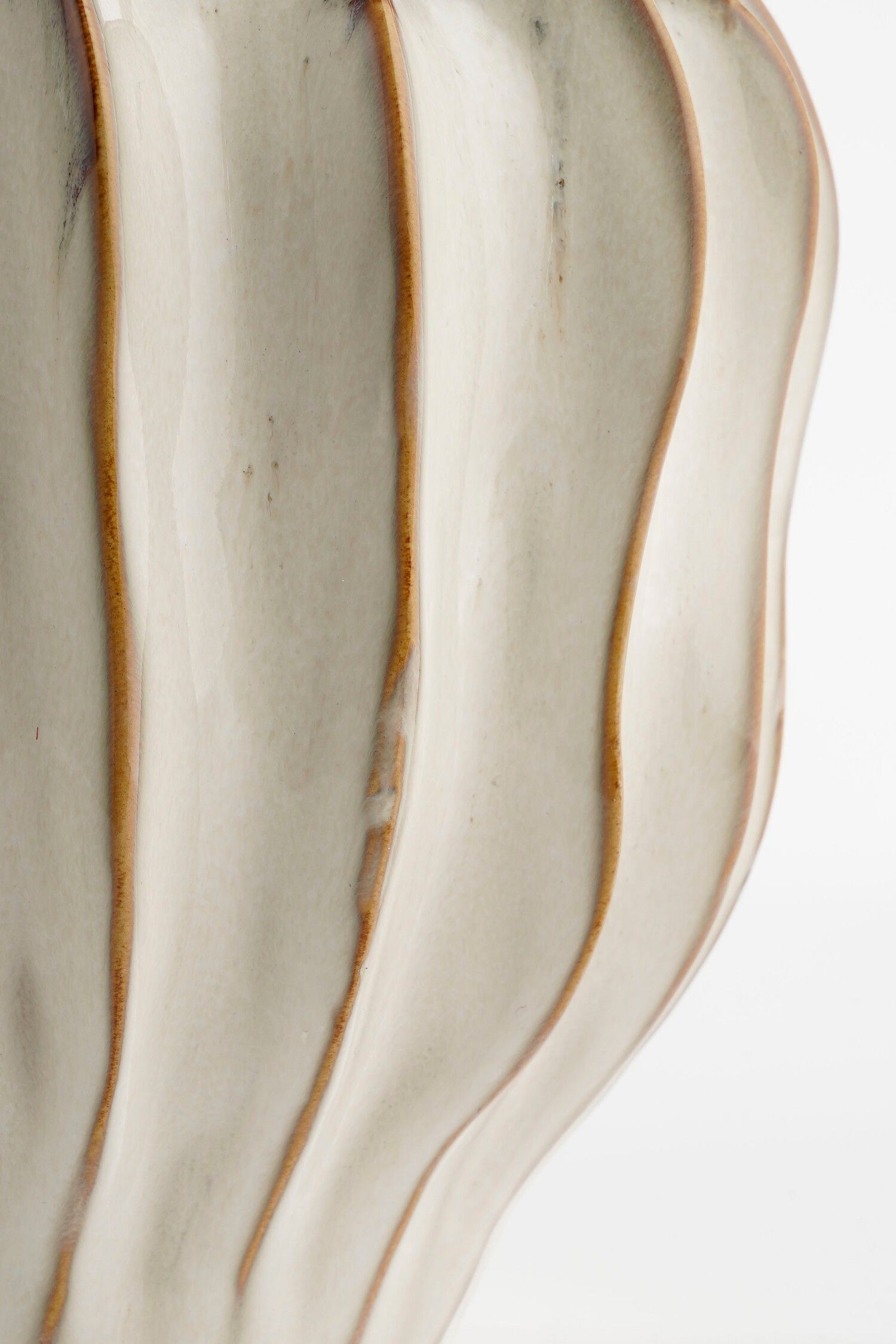 JARRÓN BEIGE/MARRÓN 21,5X17Cm