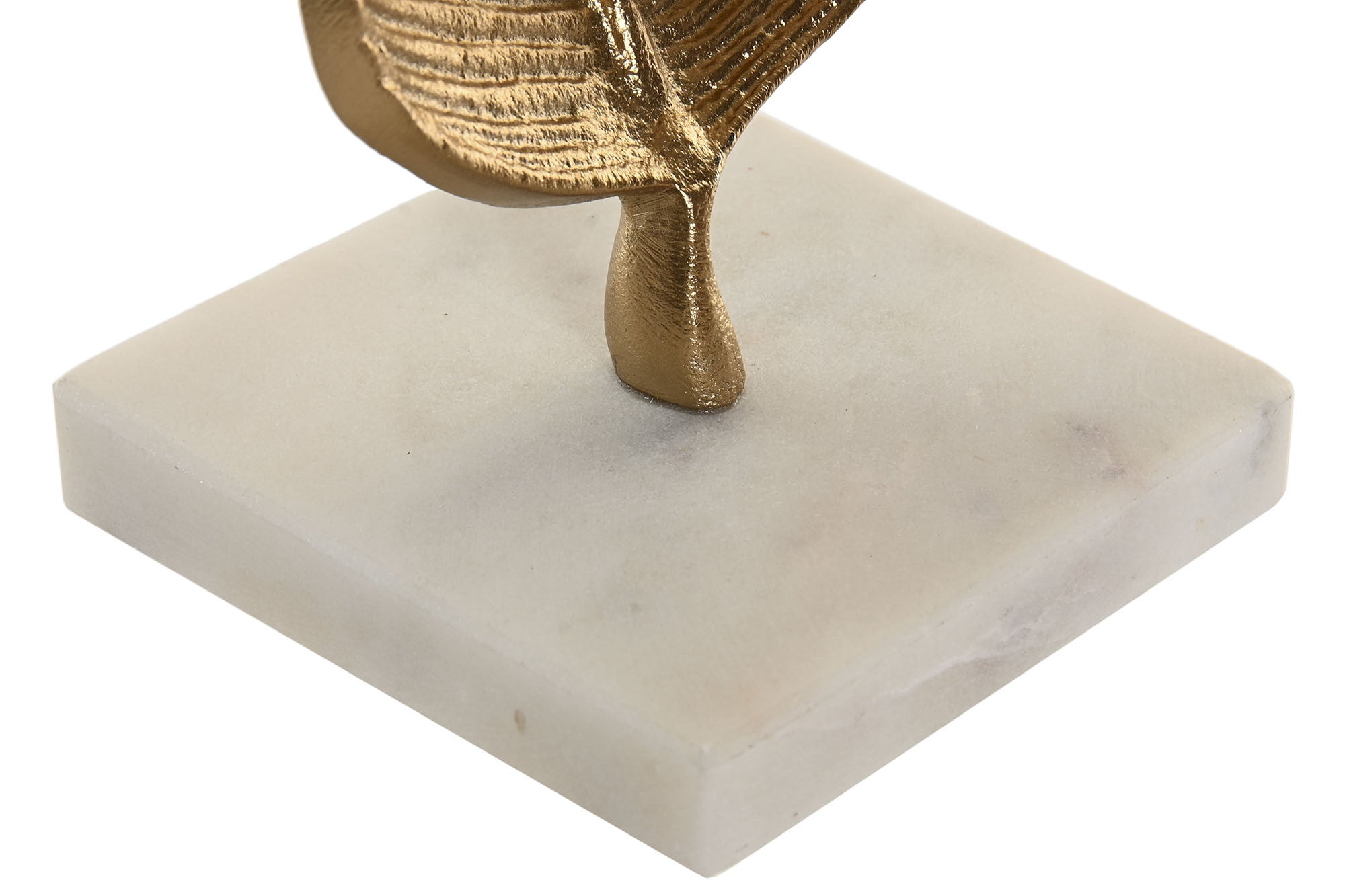 ESTATUETA FOLHA DOURADA 11,5X10X20,5Cm