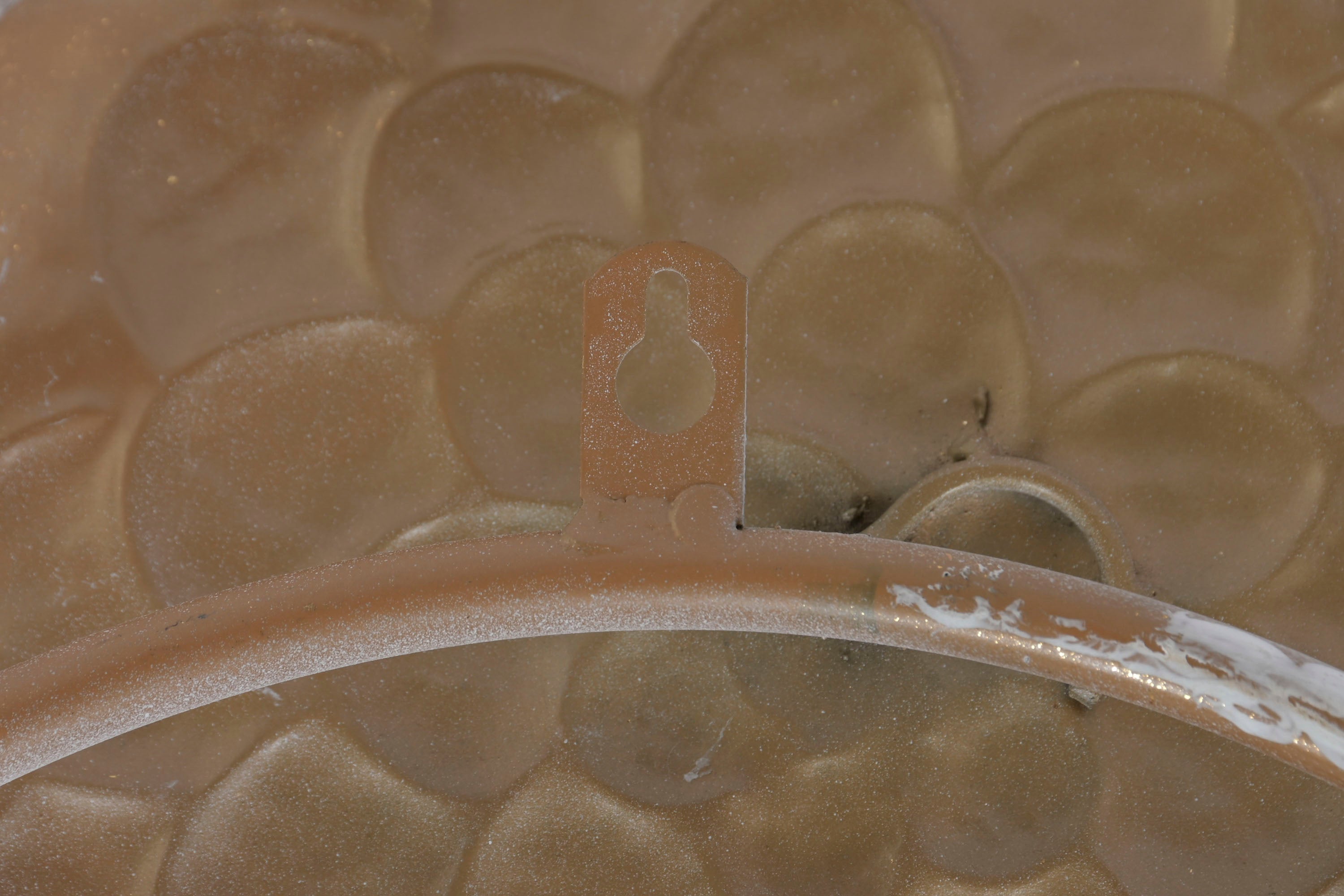 PEÇA METAL BRANCA/DOURADA 137X56,5Cm